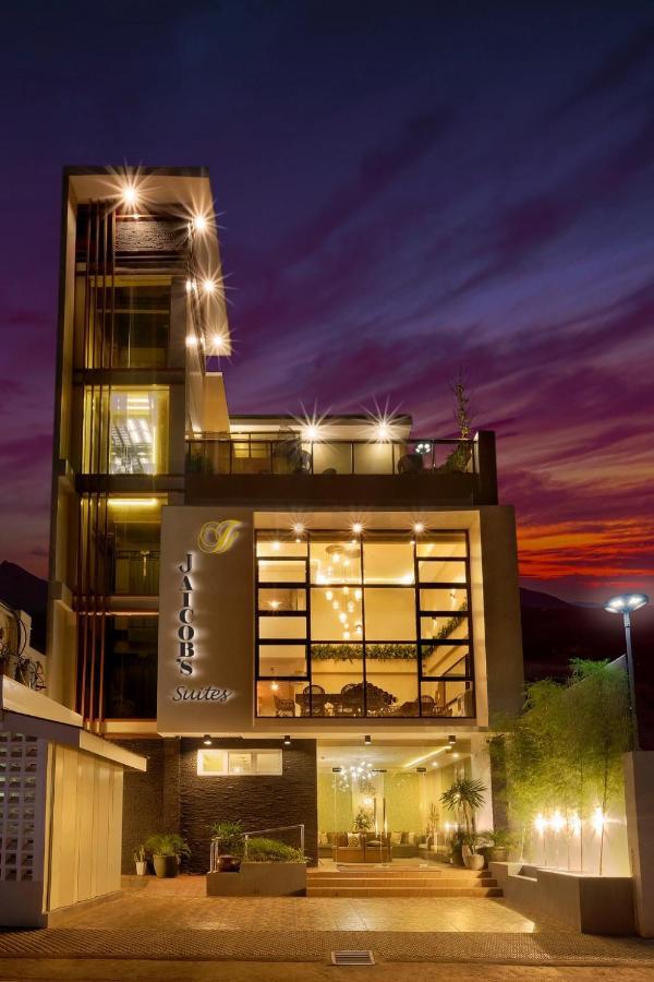 Jai-Cob'S Suites Coron Exteriér fotografie